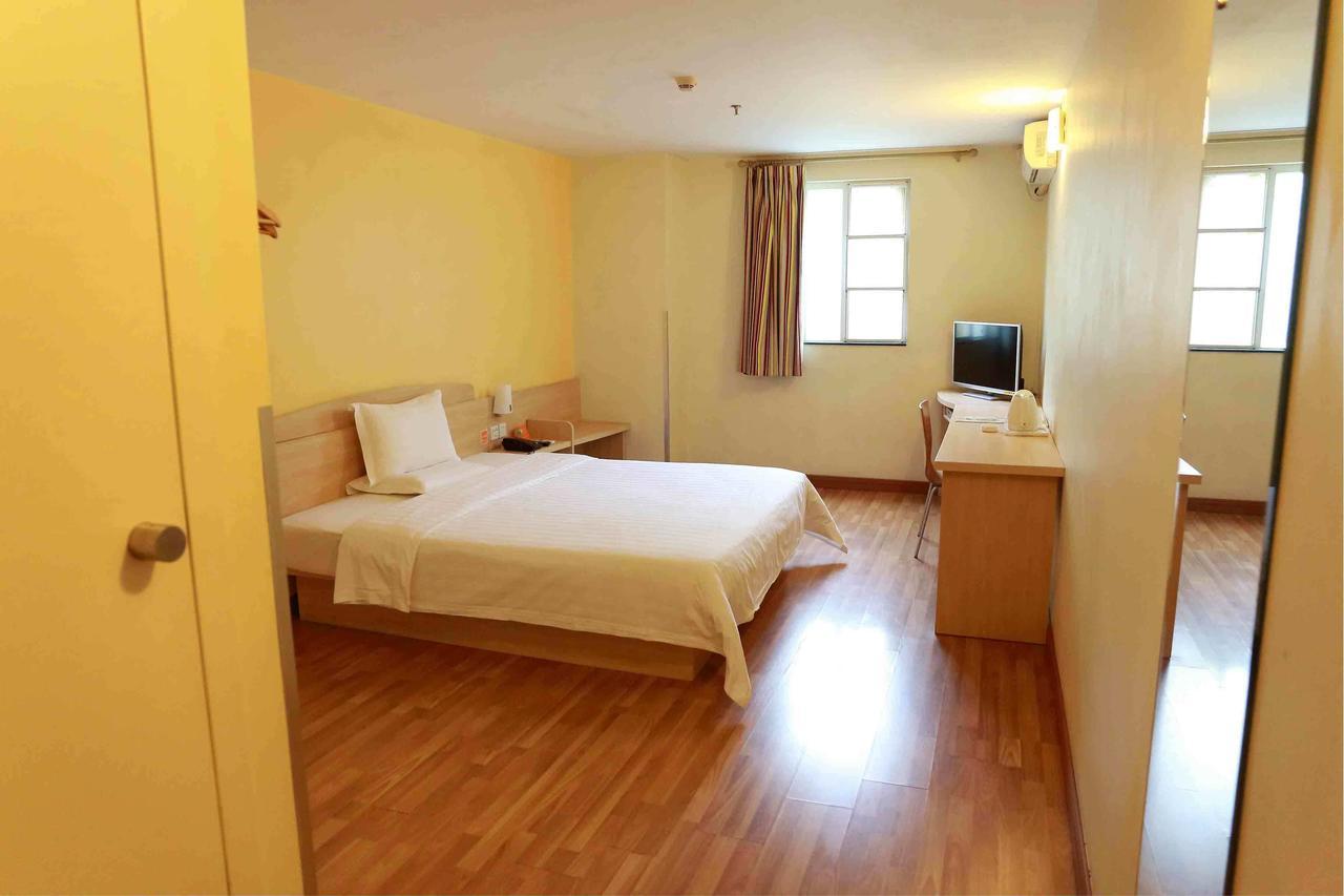 7Days Inn Chenzhou Guiyang Ouyanghai Avenue Room photo